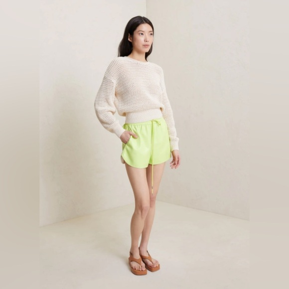 New! A.L.C. Vegan Leather Green Shorts 💚 size 4 NWT! - Picture 2 of 16